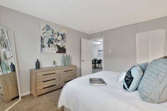 4700 Arbor Drive 1-3 Beds Apartment for Rent - Photo Gallery 3