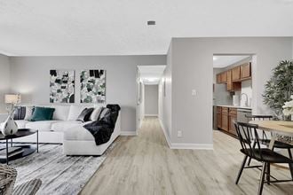 11353 N Tazewell Dr 1-3 Beds Apartment for Rent - Photo Gallery 3
