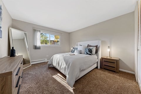 Gorgeous Bedroom at The Preserve at Woodfield, Rolling Meadows