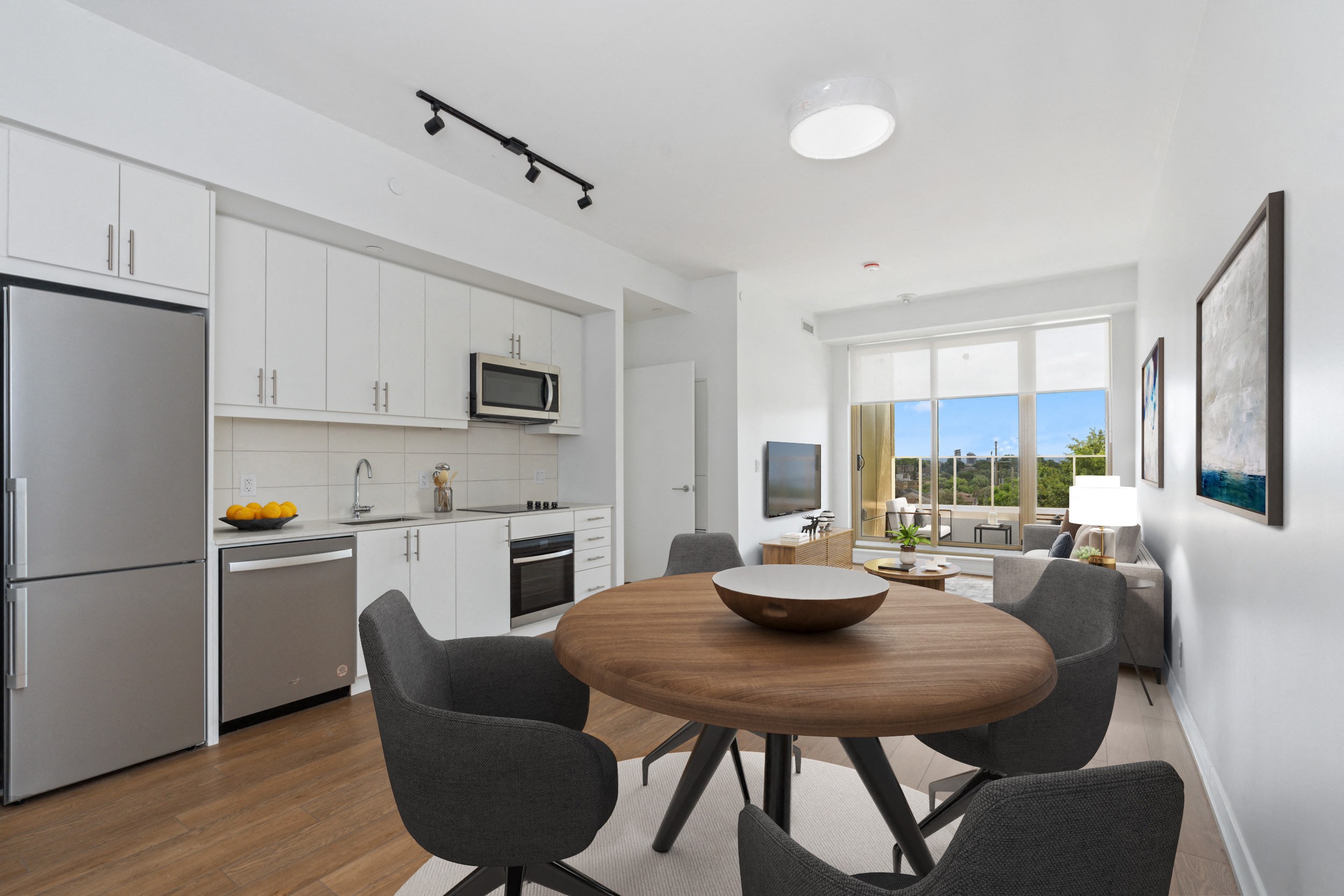 3 bedroom apartment - The Fairbank, Toronto - unit 322 2