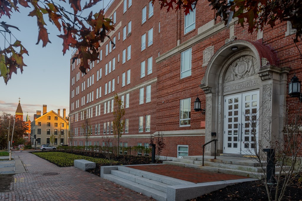 Nightingale State Street View