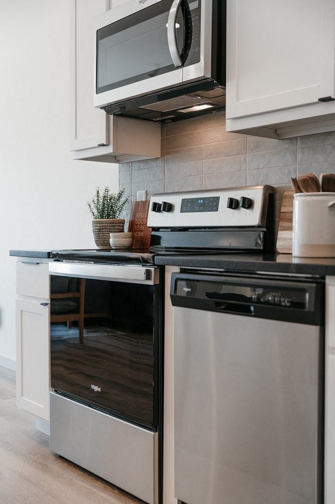 Modern Apartment Kitchen in Rochester Minnesota