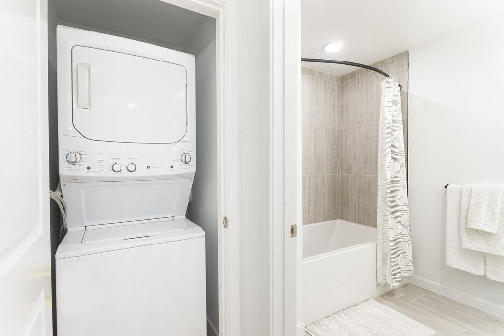 Washer / Dryer at The Reserve La Mirada, California, 90638