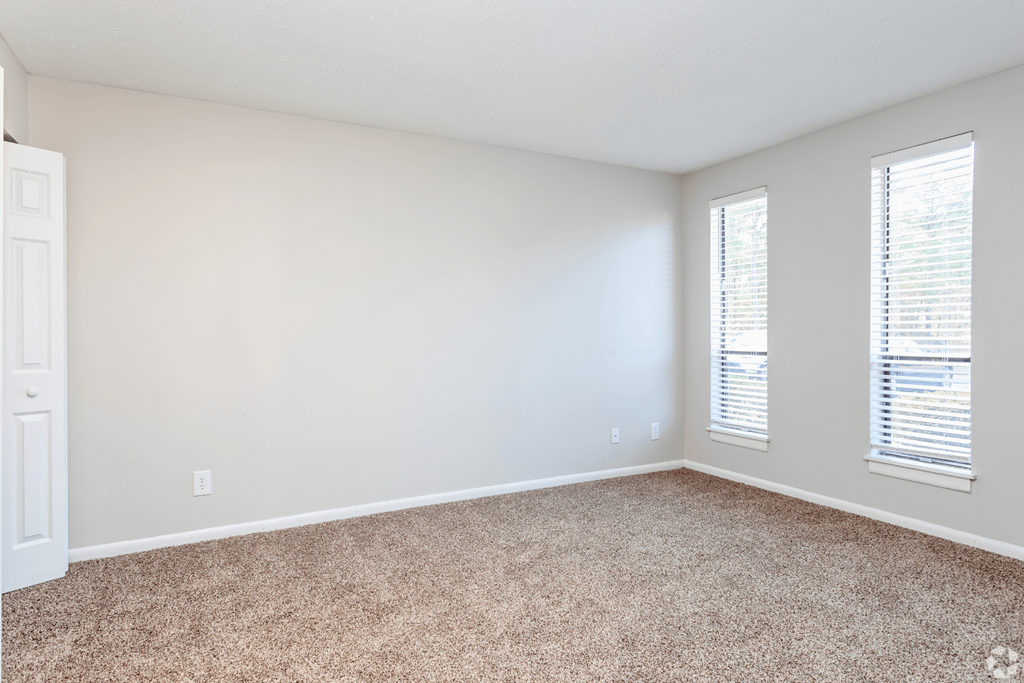 Plush Carpeting at The Hudson, Fayetteville