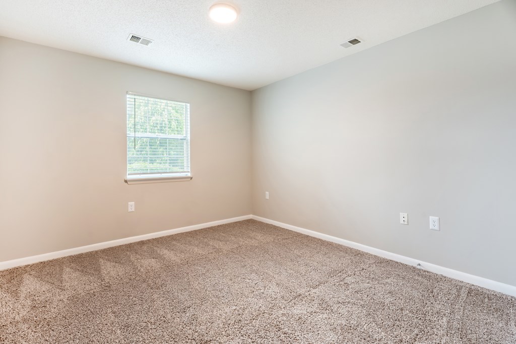 Plush Carpeting at Rosewood at Colony Square, North Carolina, 27804