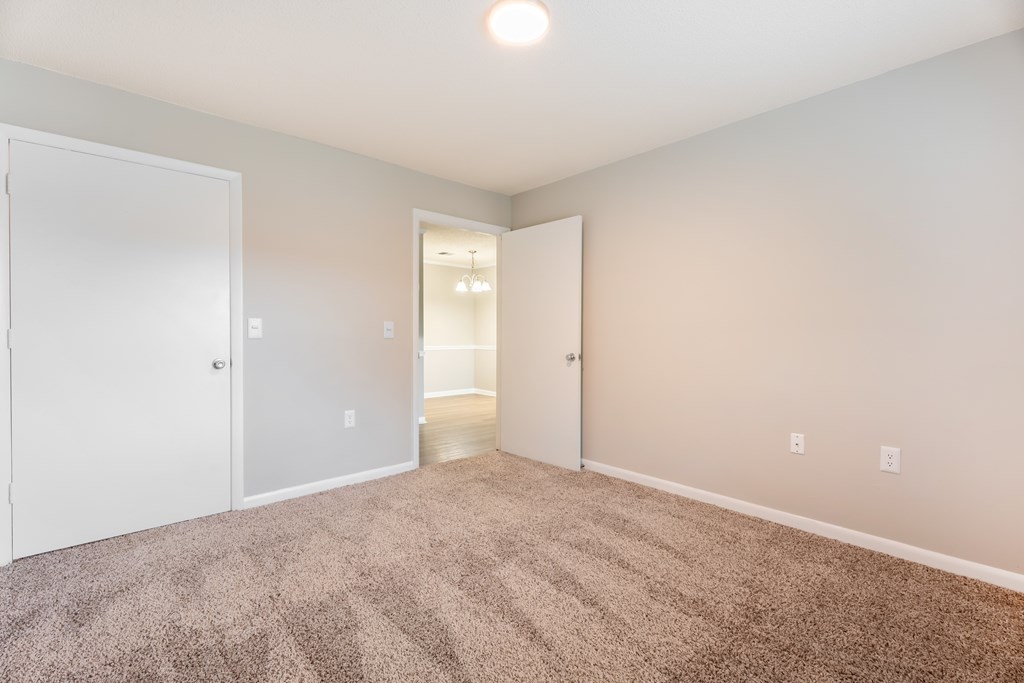 Master Carpeting at Rosewood at Colony Square, Rocky Mount, NC