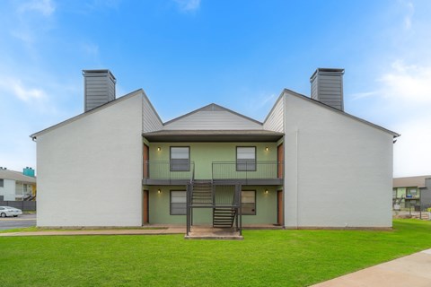 Green Lawn at Leander, Benbrook, Texas