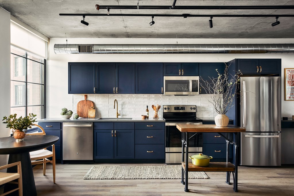 Memoir Wedgewood Houston