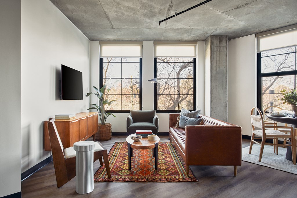 Memoir Wedgewood Houston