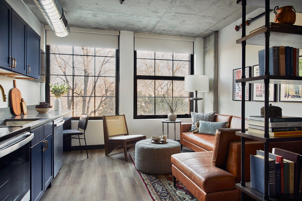 Memoir Wedgewood Houston