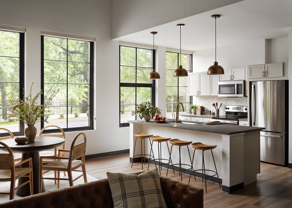 Memoir Wedgewood Houston