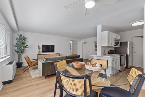 Model living, dining room & kitchen