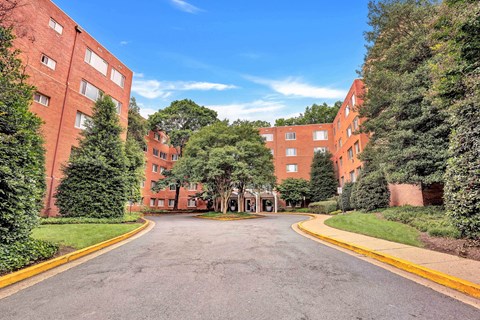 Drive up to Building Entrance