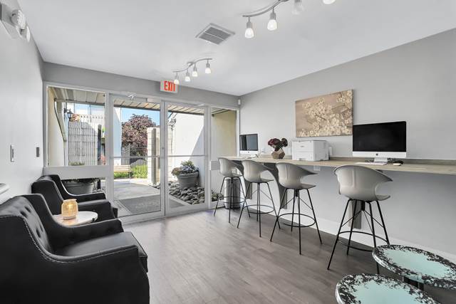 2-bedroom townhome at Regency Club Townhomes & Apartments in Glen Burnie, MD