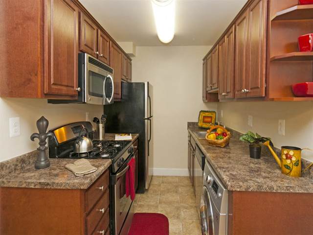 1-bedroom apartment at Parke Crescent Apartments in Greenbelt, MD