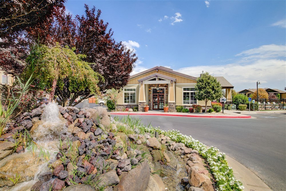 Exterior photo of Aldara Apartments in Saratoga Springs, Utah