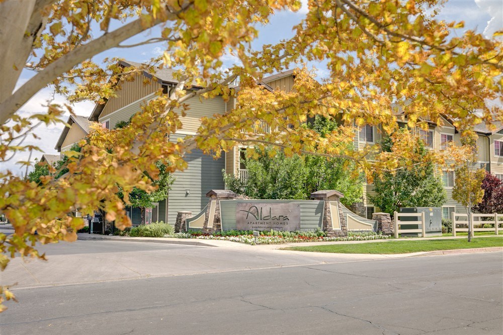 Exterior photo of Aldara Apartments in Saratoga Springs, Utah