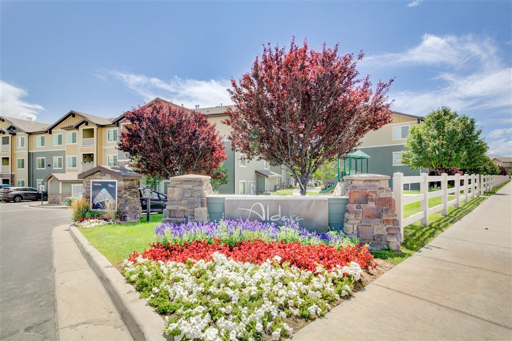 Exterior photo of Aldara Apartments in Saratoga Springs, Utah