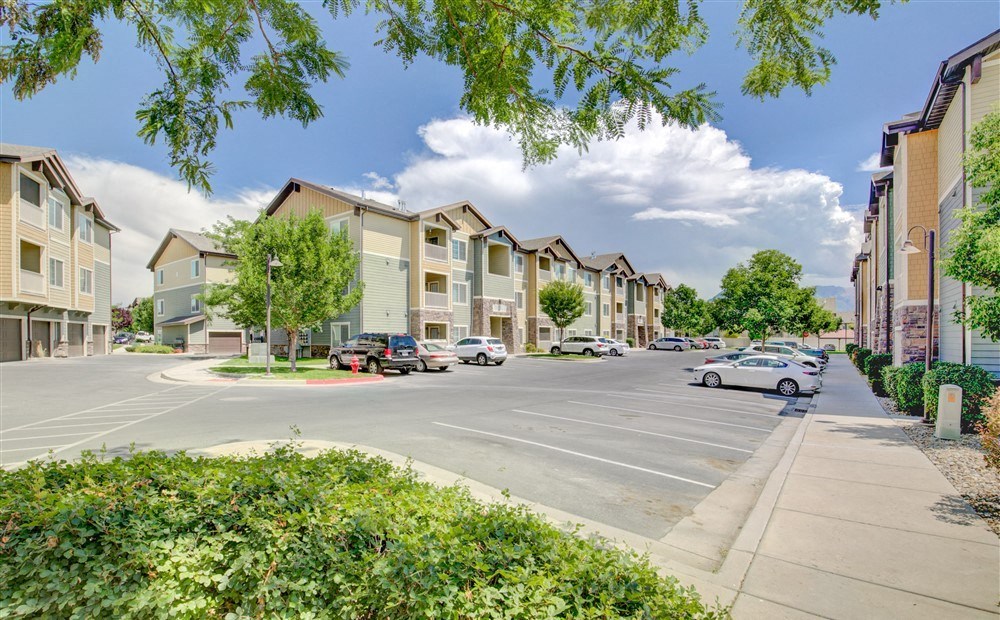 Exterior photo of Aldara Apartments in Saratoga Springs, Utah