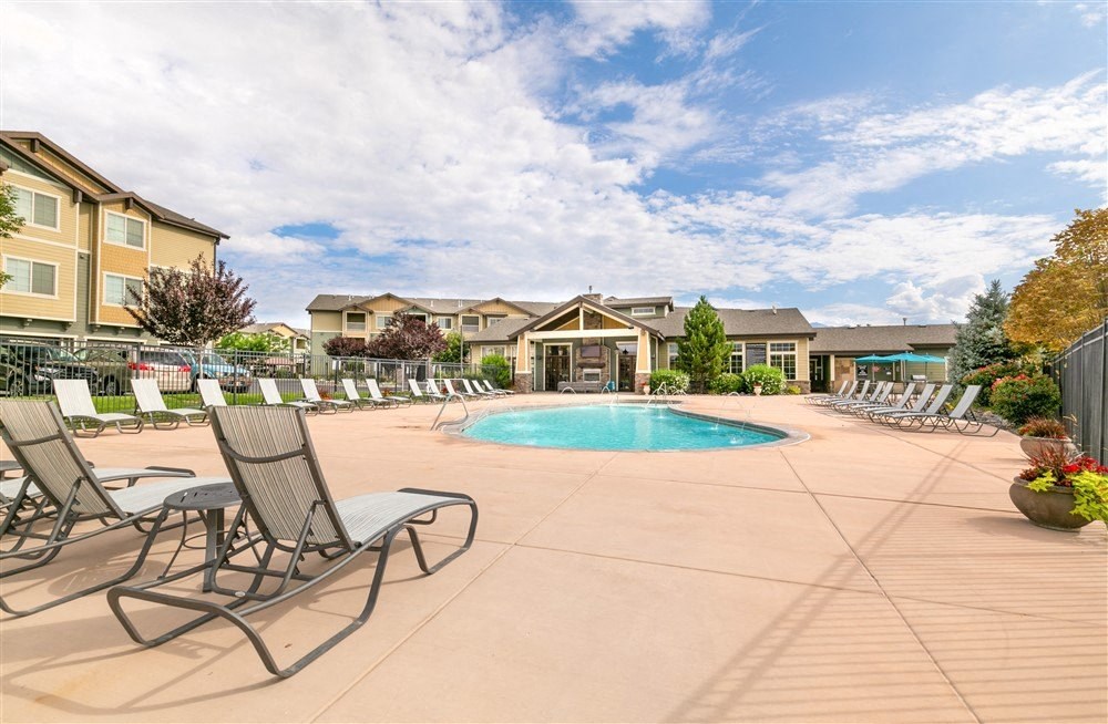 Exterior photo of Aldara Apartments in Saratoga Springs, Utah