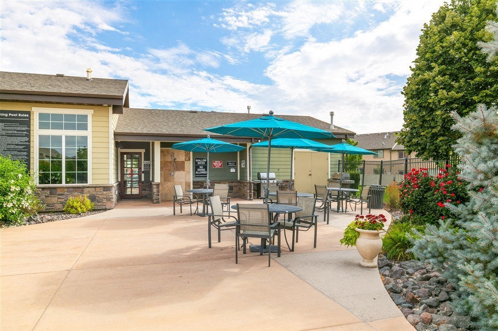 Exterior photo of Aldara Apartments in Saratoga Springs, Utah