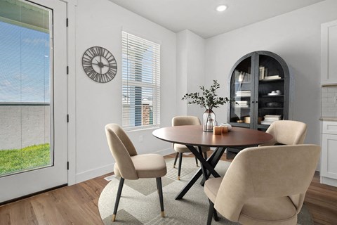 dining room at Crestview at Highland townhomes in Highland, UT