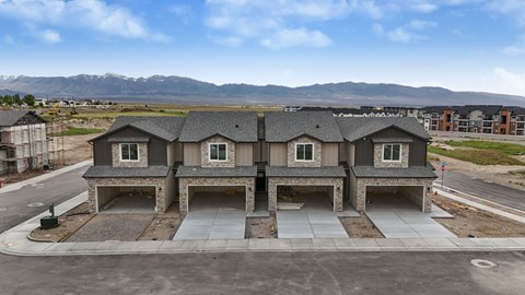 1124 N. Franks Drive 3-4 Beds Apartment for Rent