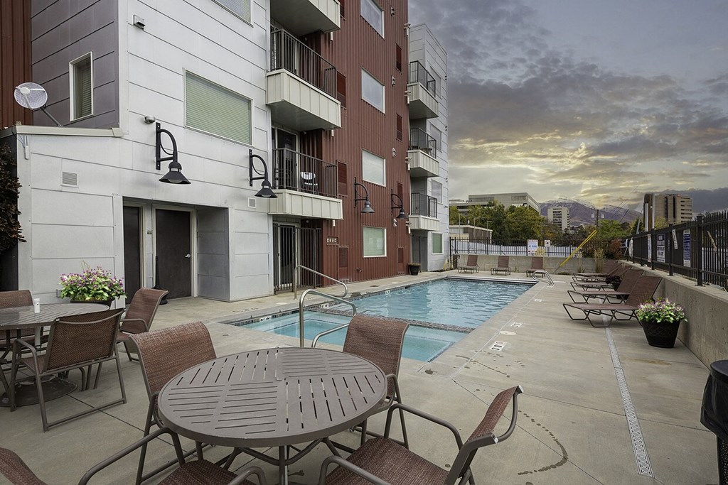 a swimming pool and hot tub at The Lotus Apartments in Downtown Salt Lake City, Utah