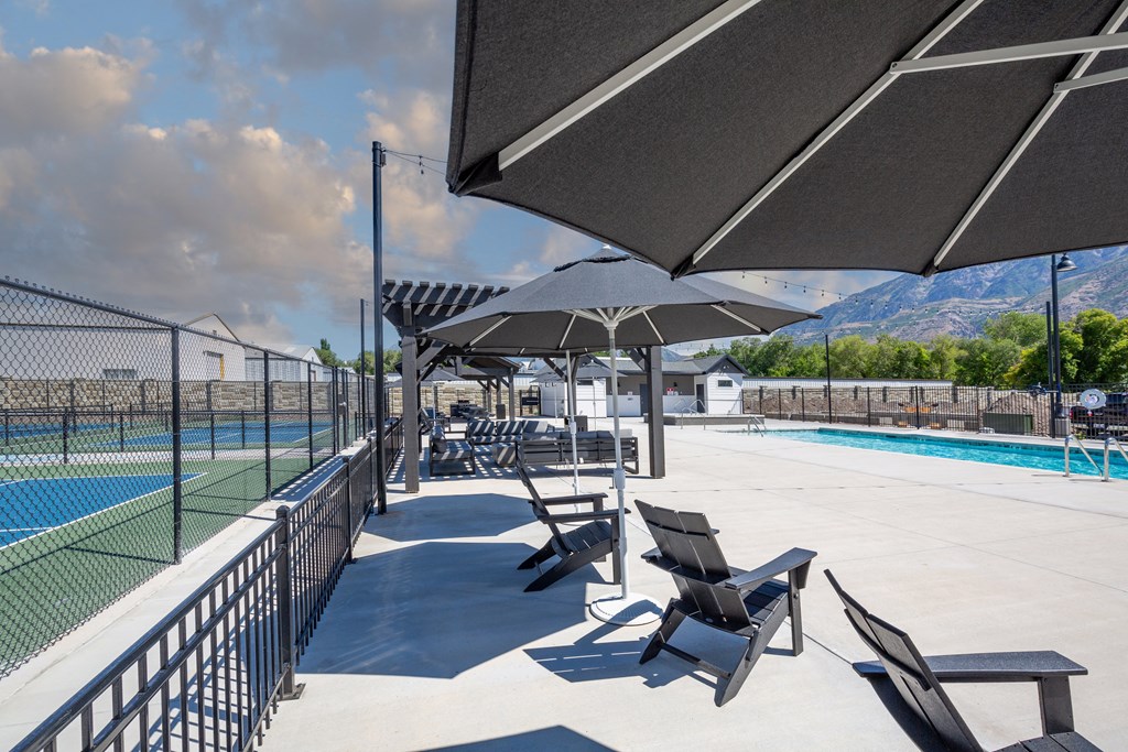 Towns At Rivers Edge