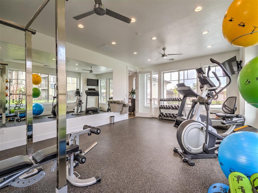 Aderra apartments fitness center
