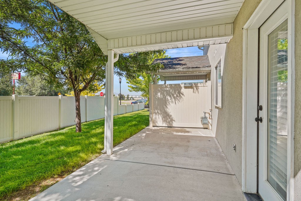 a view of the entrance to a building with columns