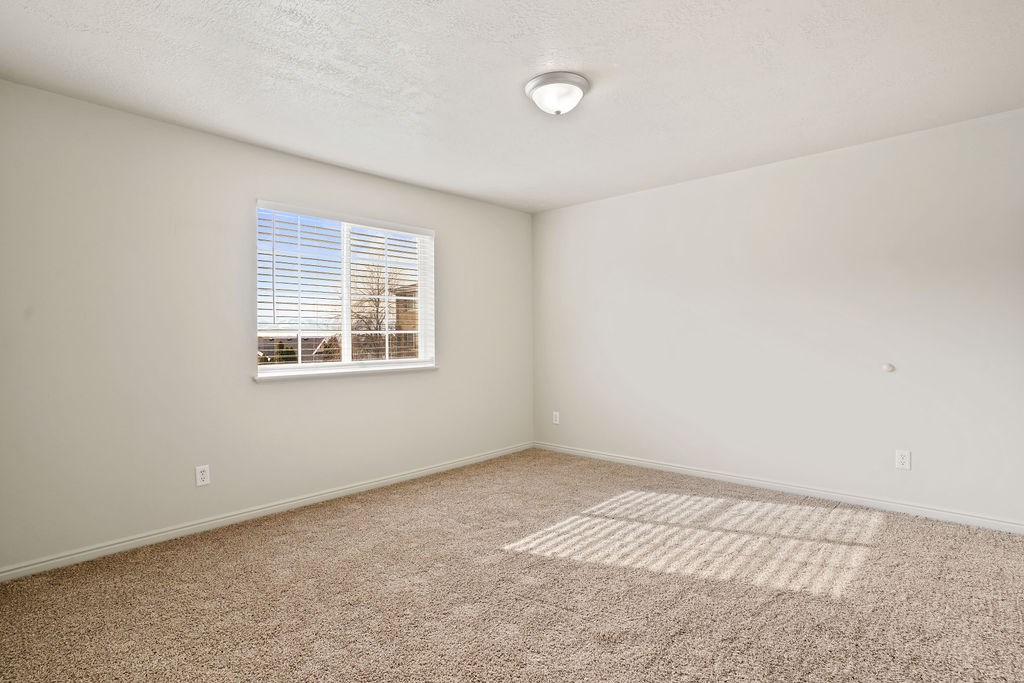 Deer Creek Village Apartments for rent in Layton, UT