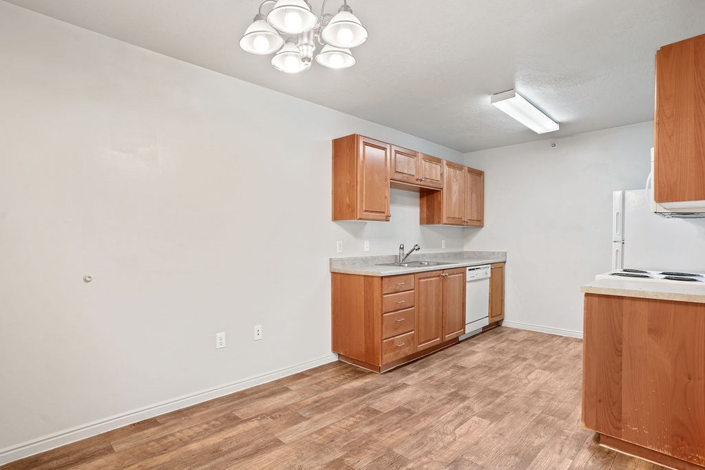 Deer Creek Village Apartments for rent in Layton, UT