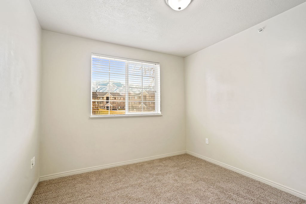 Deer Creek Village Apartments for rent in Layton, UT