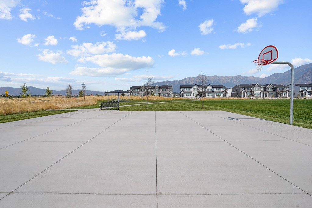 outdoor basketball court near Crestview at Highland townhomes in Highland, UT