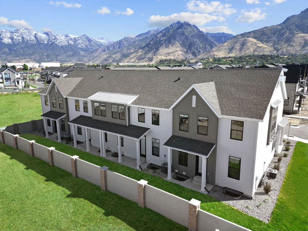 exterior photo of Crestview at Highland townhomes in Highland, UT
