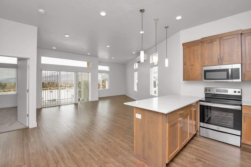 the gathering place at gardner village living room and dining room