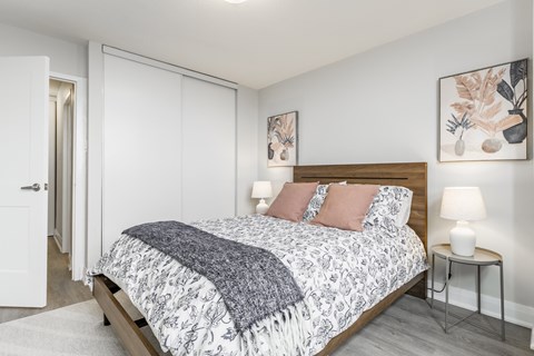 Bedroom Right