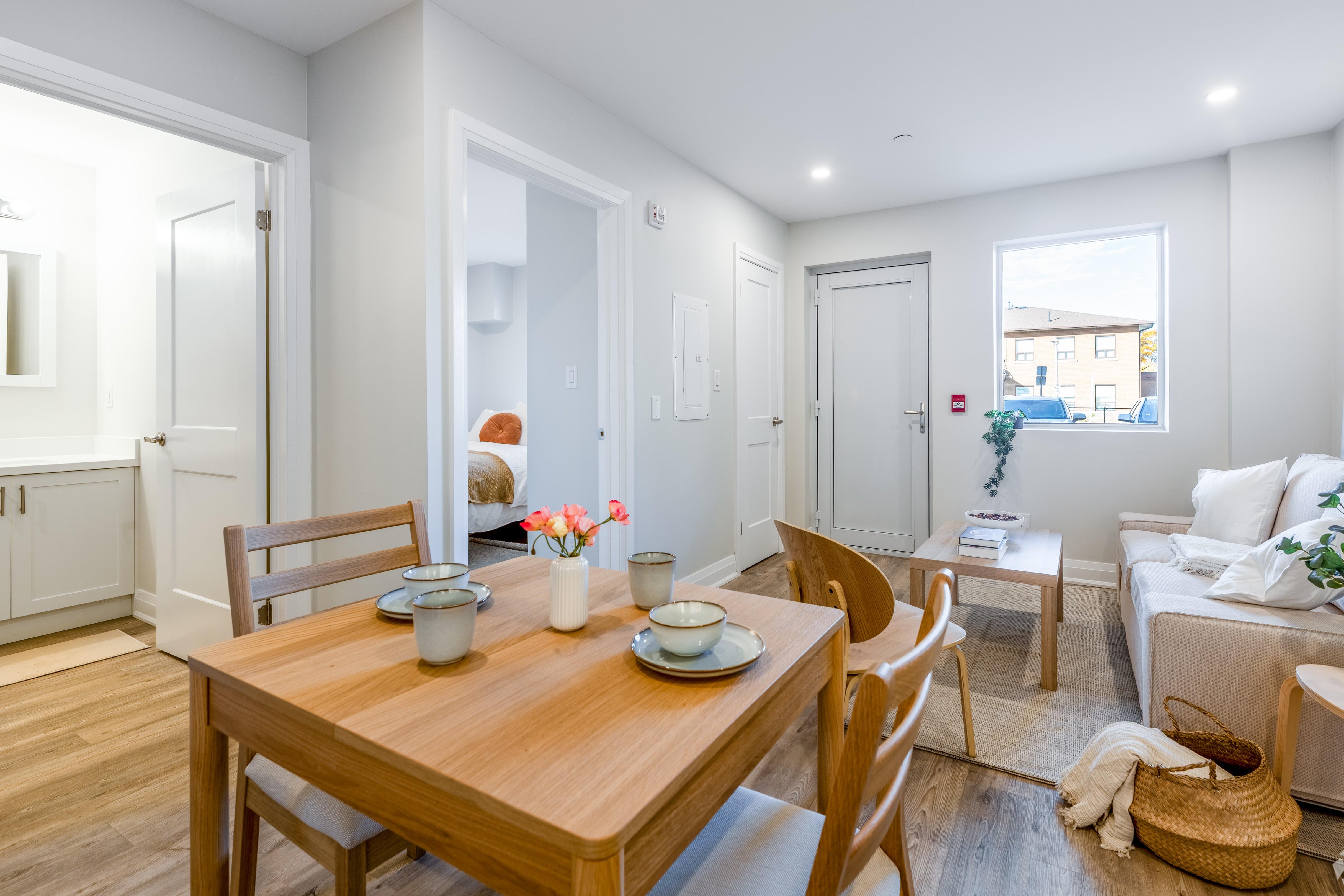 2 bedroom apartment - 38 King Street W, Stoney Creek - unit 703 3