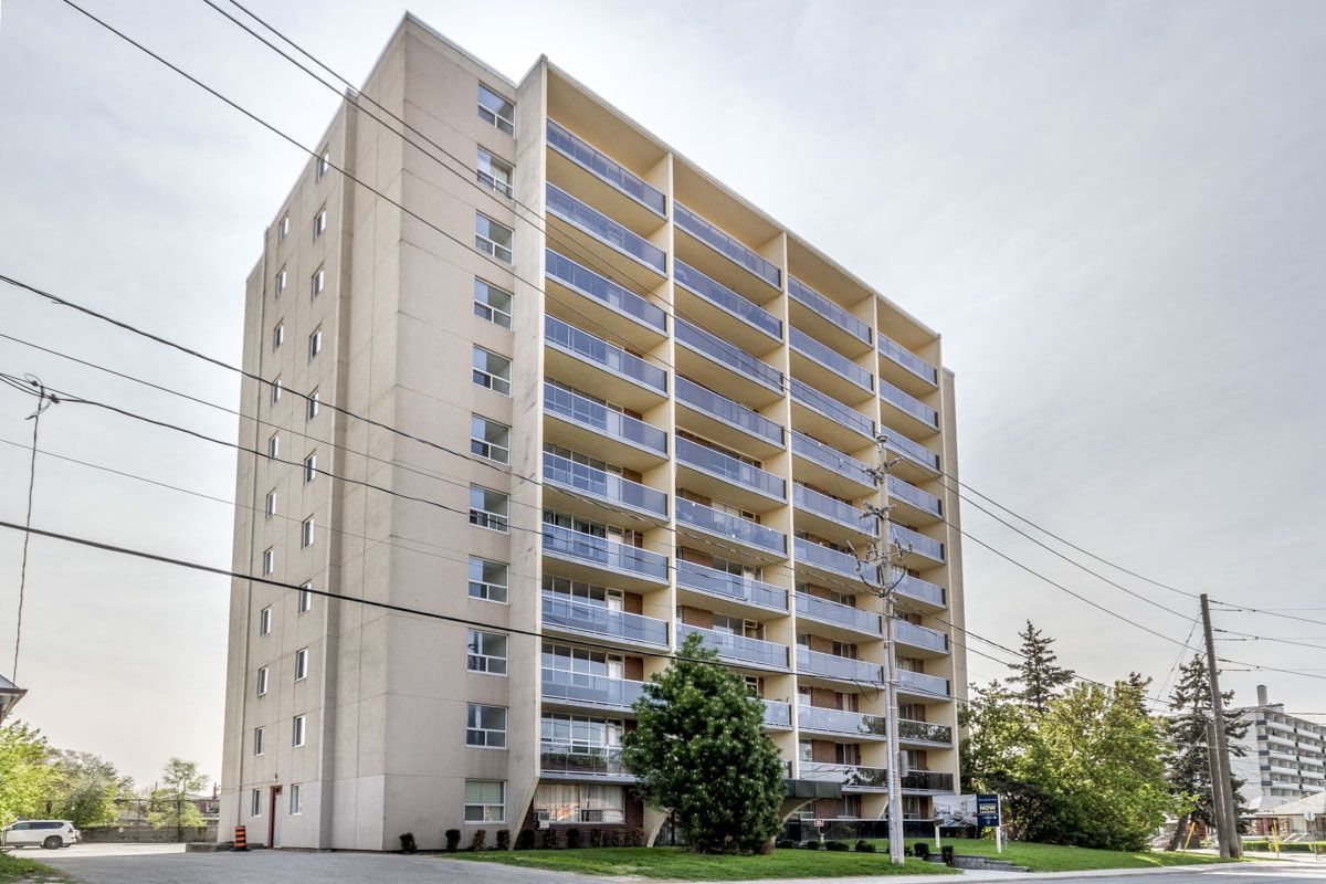 2 bedroom apartment - 38 Dixington Cres, Etobicoke - unit 803 5