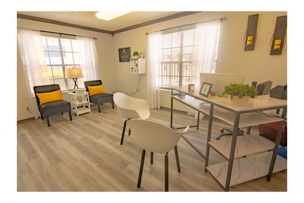 this is a photo of the office at the biltmore apartments in dallas, tx