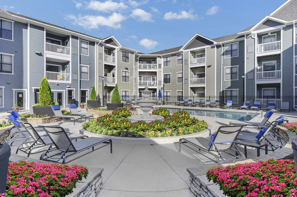 Poolside courtyard with chairs