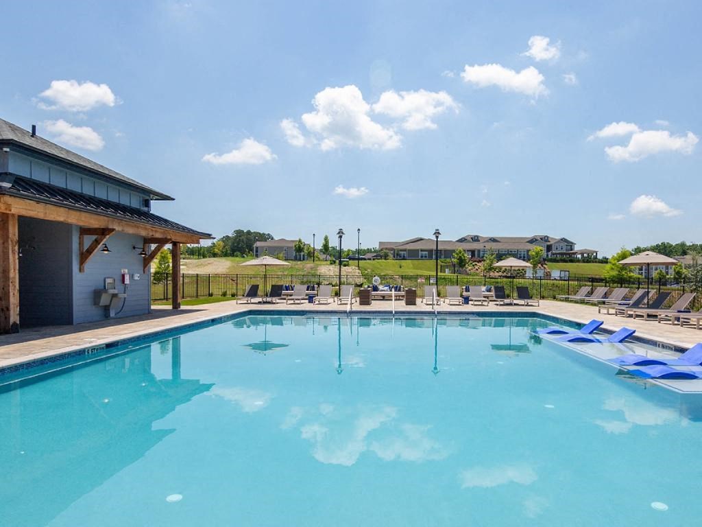 the swimming pool at the resort at governors crossing