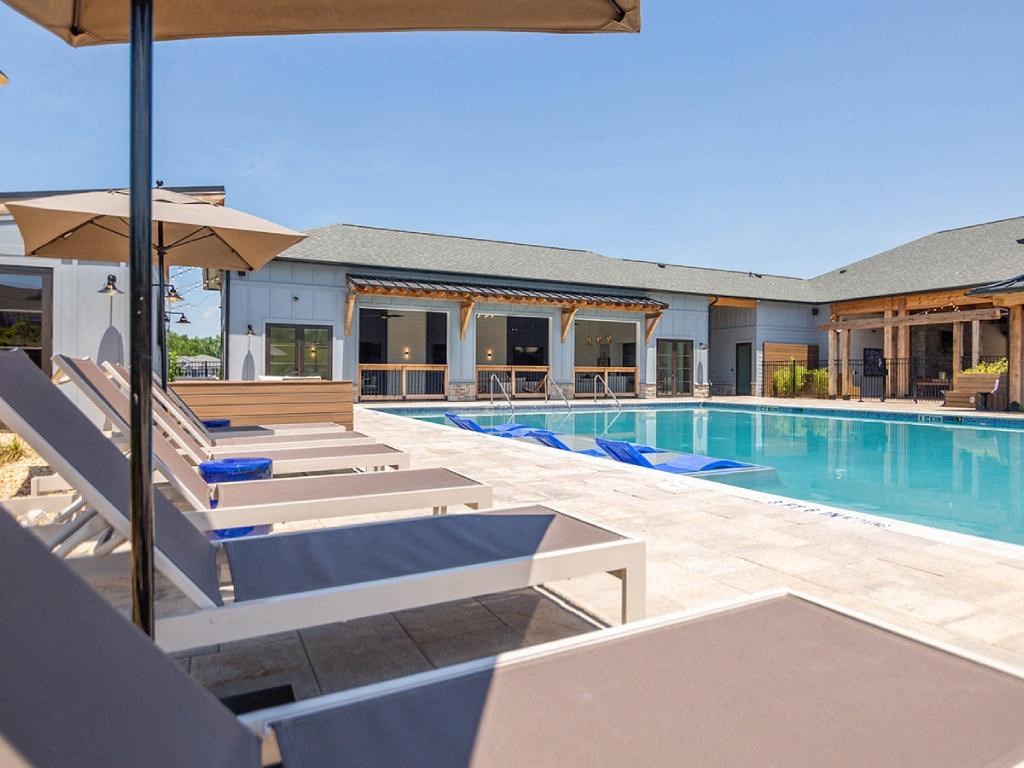 the swimming pool at the resort at governors crossing