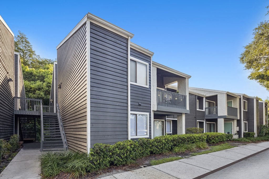 the building in which the apartment is located