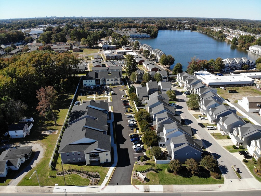 The Lofts At Witchduck