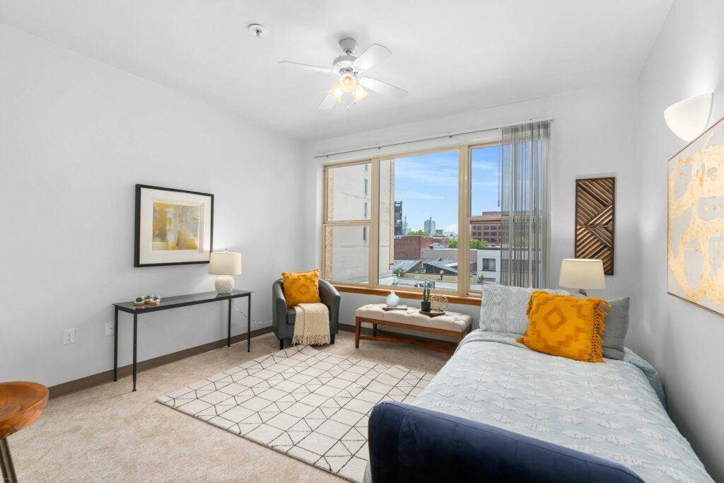 Bedroom With Work Desk at Fifth Avenue Place Apartments, Oregon