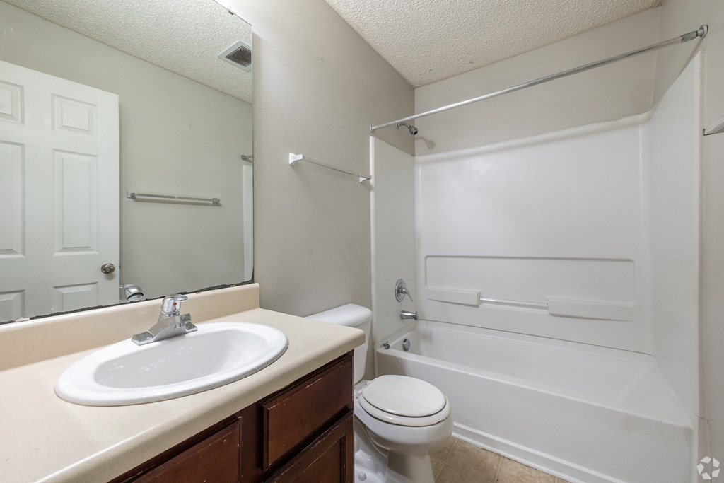 Bright Bathroom at Cross Creek Apartments, Beaufort, SC, South Carolina