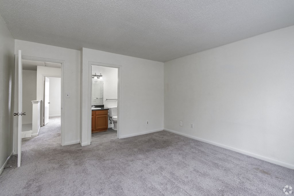 Wall to Wall carpeting at Greens of Concord, Concord, 28025