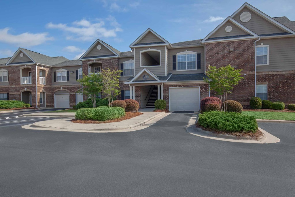 Exterior Landscape at Carrington Place at Wildewood, Columbia, SC 29223  